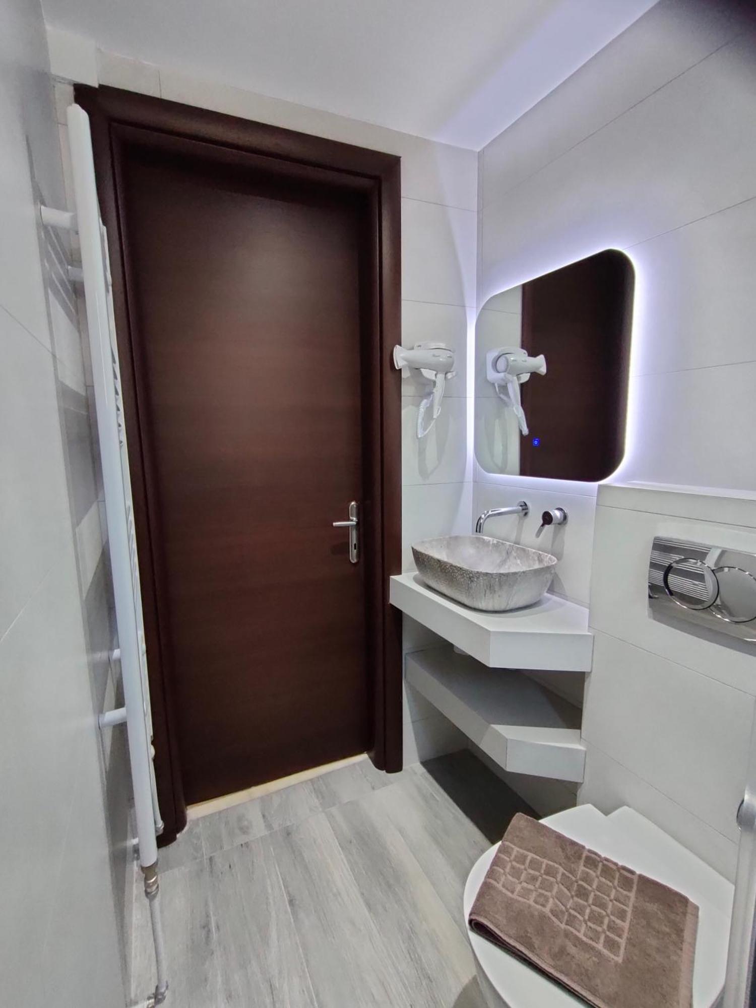 Crestio Apartment Καστοριά Ngoại thất bức ảnh